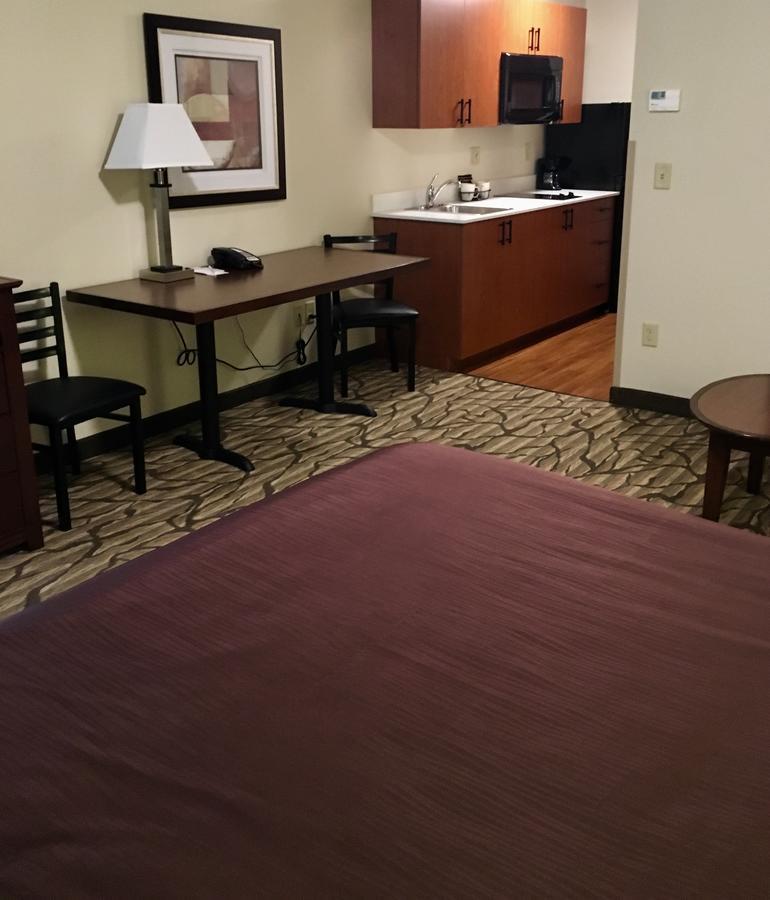 Aspen Suites Hotel Ситка Екстериор снимка